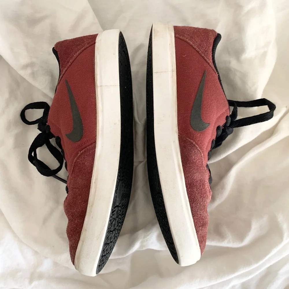 Nike Kids Burgundy and Black Sneakers